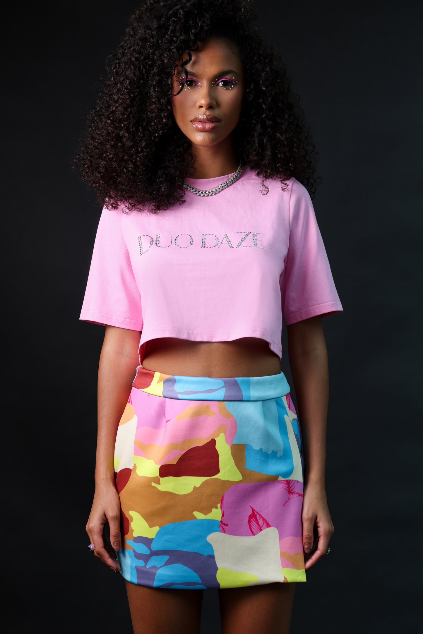 CANDY PINK DIAMANTE LOGO CROP T SHIRT